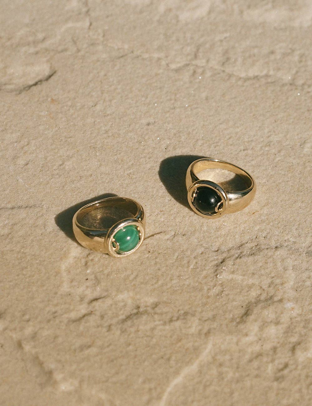 Elevator Button Signet Ring: Green Malachite